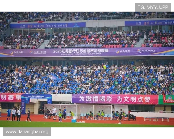 无需付费即可获得斗球直播电脑版，海量足球赛事高清直播随时观看